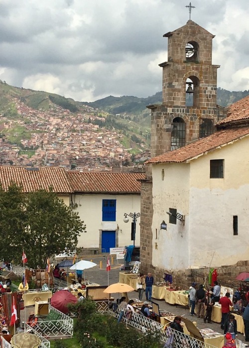 Mercado para artesenias (Mercado turistico), San Blas, Cuzco, 2017.