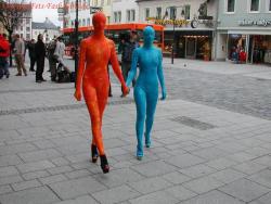 hexthings:  2 lace zentai out for a walk… 