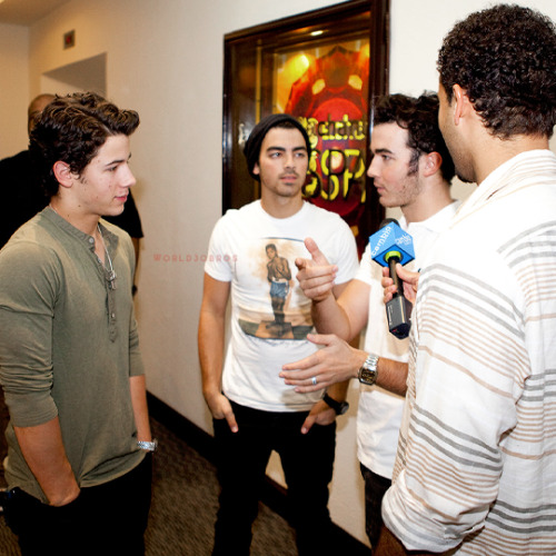 jonas brothers