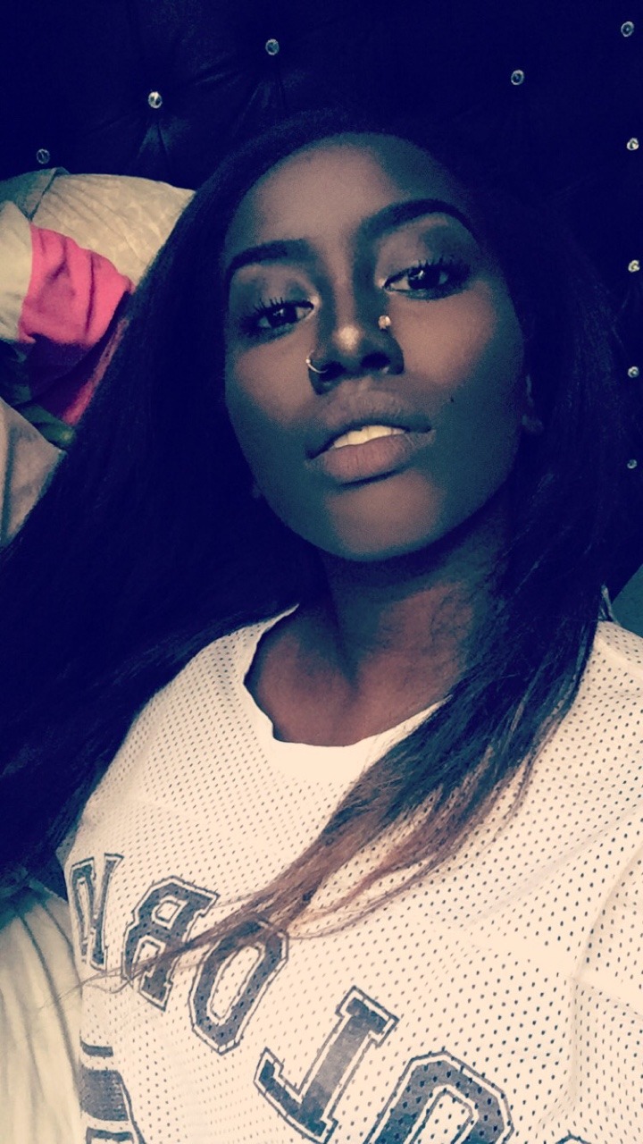 darkskinnedblackbeauty:  Blessed to be dark skinned 👸🏿✨ 