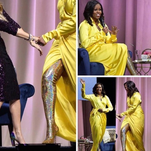 Oh hey First Lady ‍♀️ #MichelleObama in #balenciaga! #mood #fashion #becoming #freedbyfashion #boots