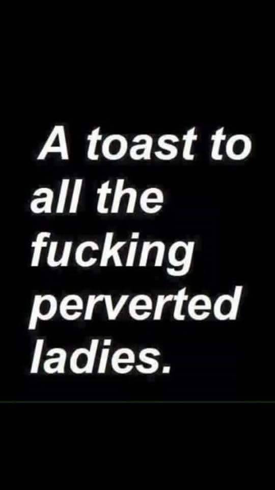 seriouslyhornyhousewife:  🍸🍷🍻🍹🍺🍶 Cheers Ladies!!!!!
