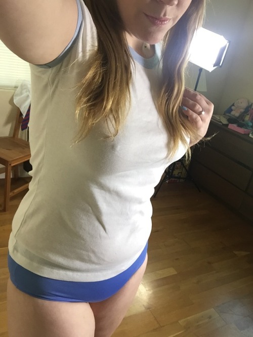 Sex alexinspankingland:  Felt very cute during pictures