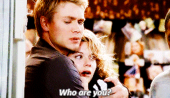leave-me-hypnotized-love:  Peyton Sawyer appreciation week » day 6: favourite storyline I’m supposed to be back at the base by now.Why aren’t you?Because m y  l i t t l e  s i s t e r needed me.  