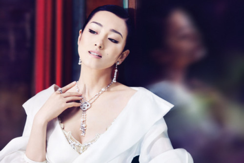 allcoveredinglitter: Gong Li - Piaget