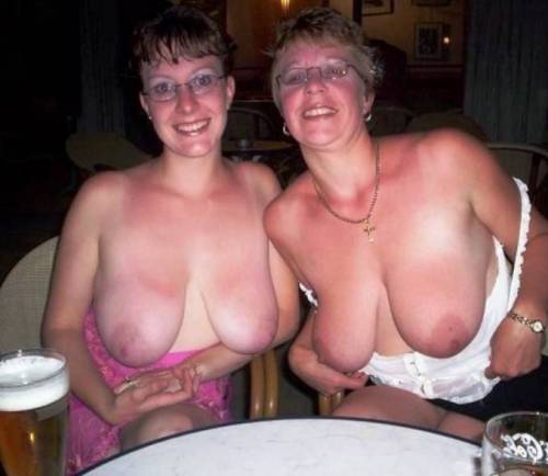 http://lovinthickmoms.tumblr.com/post/52405606195