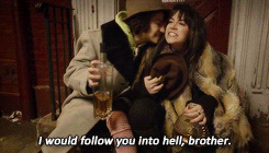 maximoffvvanda:  Ilana + adoring Abbi   What show is this?