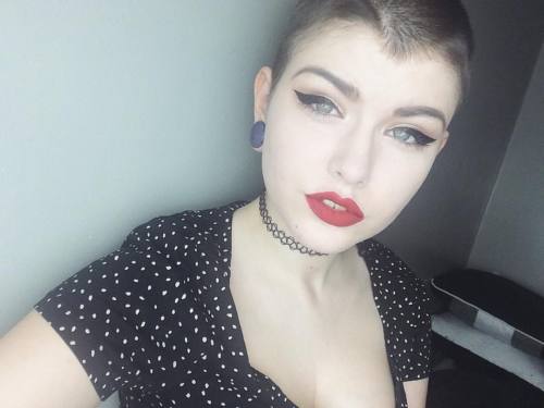 rydenarmani:  dig me up from under what is covering the better part of me 🌟