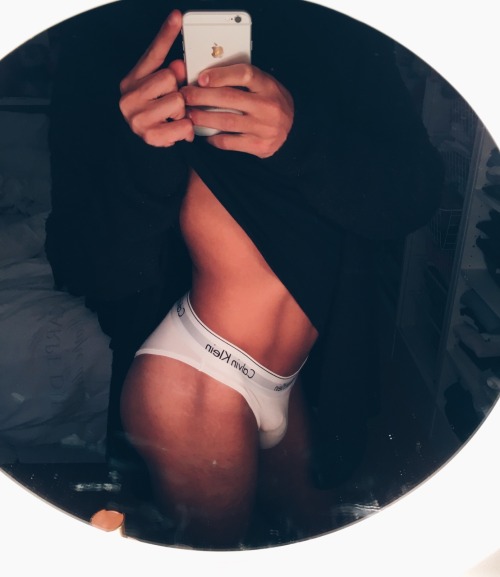it smell like booty in here