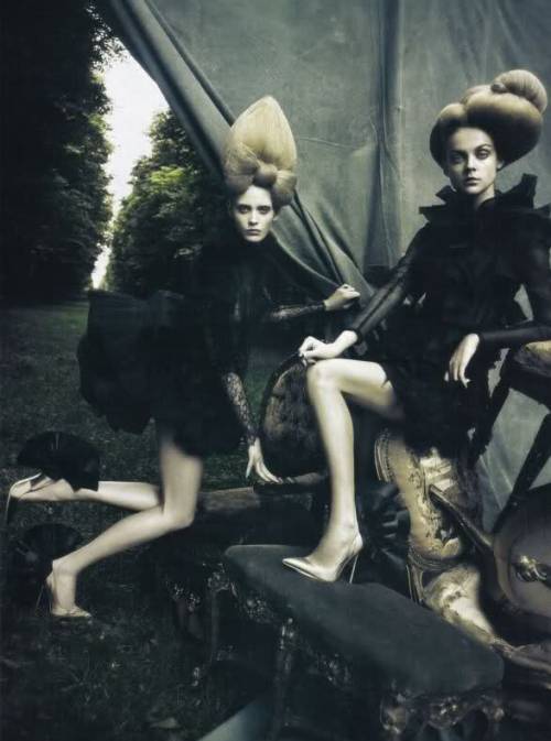 “Dream of a dress” in Vogue Italia by Paolo Roversi, September 2009