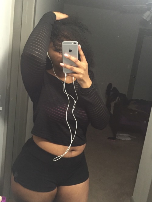 shesheistyy:  6 selfies from 2016 challenge I was tagged by @icarusflow @obeyasapcelly   I’m tagging all my mutuals :) 