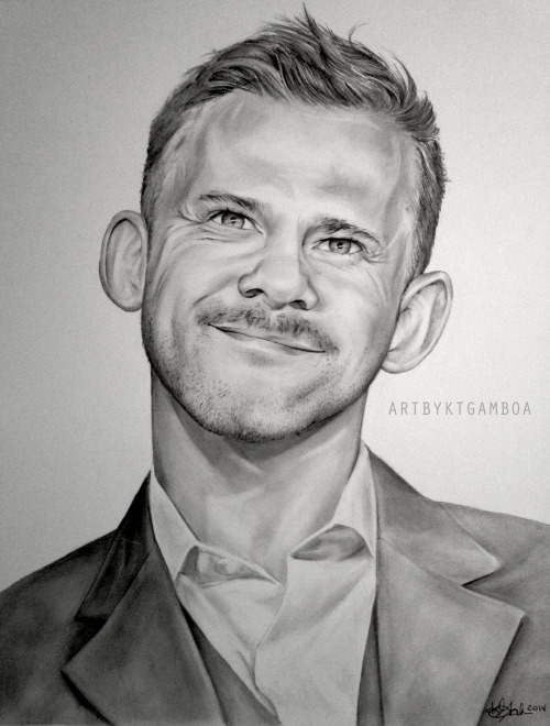 Commission for my amazing friend Hope of Dominic Monaghan, done entirely in pencil on 14x17 Bri