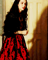  Reign + outfits 