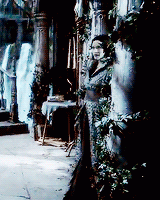 ianmckllen:Arwen Appreciation Week: {day 4} → Outfits.