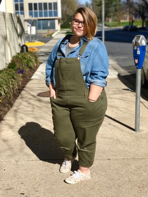 thatqueerbabej:chubbyqueerstyle:I wore these dungarees all weekend I love how versatile they are!Wh