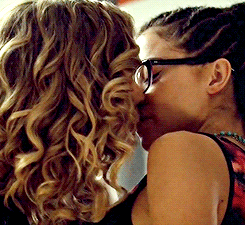 tanagarielrunsonduncan:  Behold actual puppy Delphine warming up to do crazy science