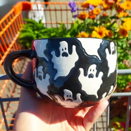 figdays:    The ghost club ceramic mug // BruskaDesign