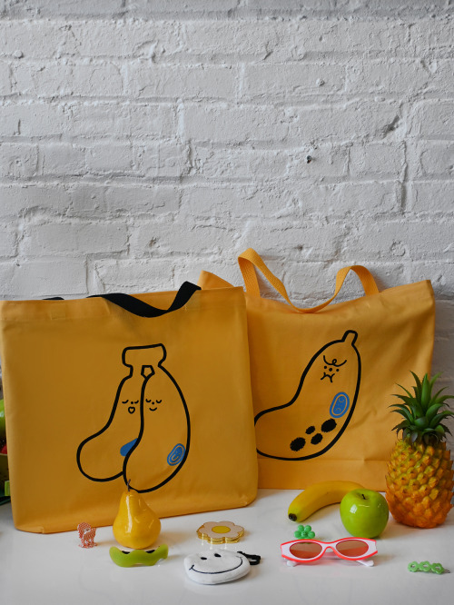 FRUIT STAND Big tote bags!natalikoromoto.dog