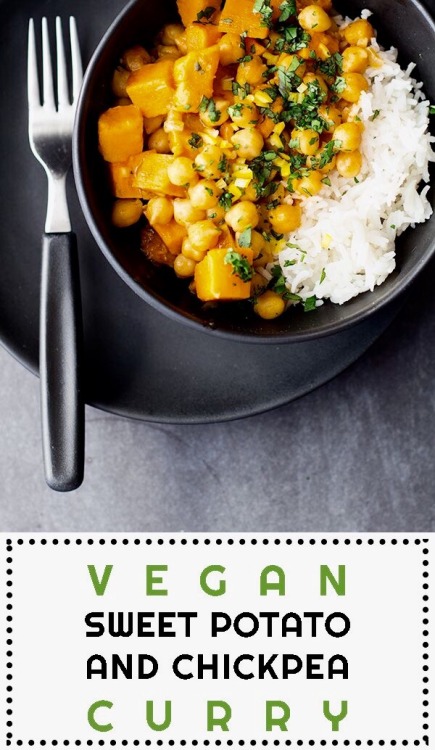 vegan sweet potato and chickpea curry