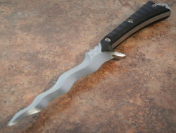 gunrunnerhell:  Derespina Knives - Custom