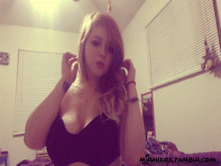 mirahxox: She comes skimmin’ through rays of violetShe can wade on a drop of dew