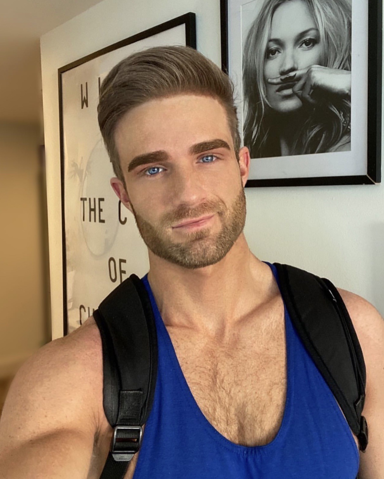 elnerdo19:Gorgeous Scruffy Model, DJ Davids!!! 💙❤️💙❤️💙🤍 🏳️‍🌈 🐺 💪🏼 