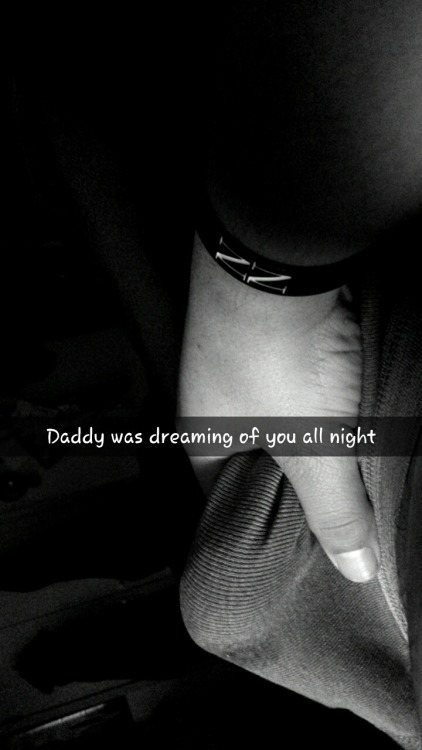 daddy-seeking-princess:Daddy this morning