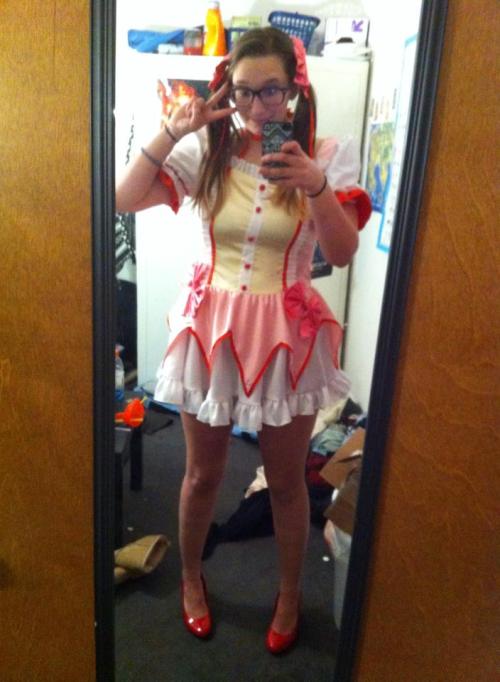 Madoka without the wig and petticoat. <3 I’m excited.