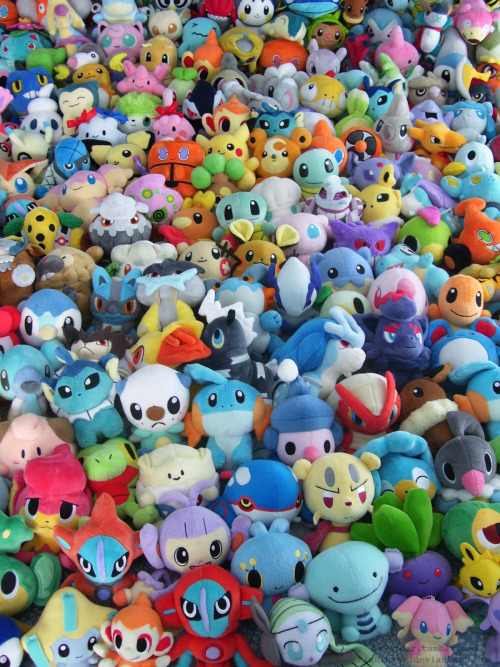 mindlessly-creative:  laspider:  244 Pokedolls <333Ah this took a long time to set up. I had to constantly rearrange them because I ran out of room on my bed to add around 30 more XD Otherwise enjoy this update!  This is exactly what heaven looks like