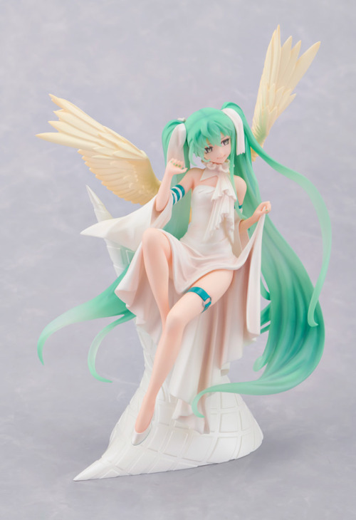 TENITOL Hatsune Miku Light / Dark Figures by FuRyuMSRP: 4,950 yen each. Release Date: January 2023.A