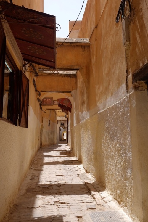 constancecervonelyricvision: Closer and closer Fes Medina, Morocco