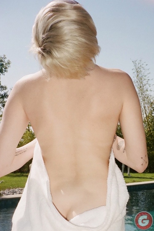gotcelebsdaily:Miley Cyrus | Topless (2016)