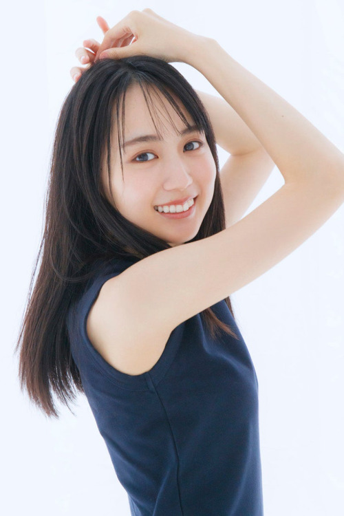 賀喜遥香1st写真集