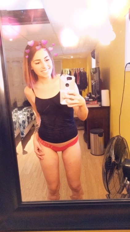 bunnyhoneyyxo: learning to love myself from the inside out