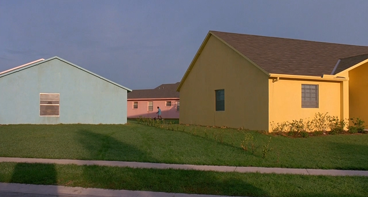 filmap:  Edward ScissorhandsTim Burton. 1990 Peg’s neighborhoodTinsmith Circle,