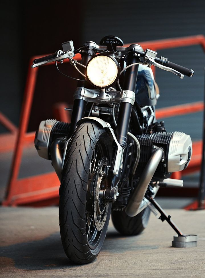 caferacerpasion:    ðŸ’ŽÂ  Elegant 100%. BMW R nineT â€ªCafe Racerâ€¬