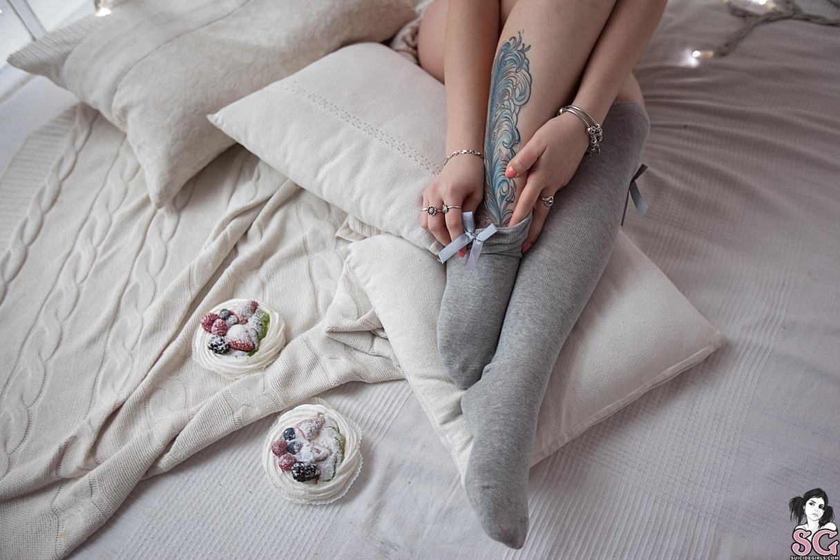 suicidegirlslover:  Popsy Hopeful
