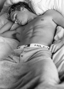 enjoyhotguys:  sweet….and I know just how I would wake him up    I would love to blow him