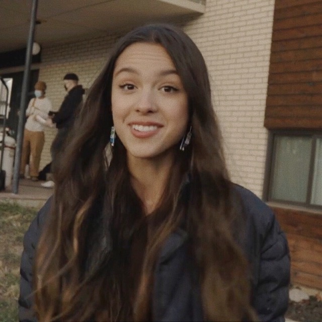 Olivia Rodrigo 
like/reblog if using