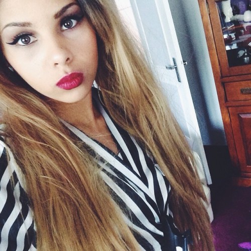 pantyboi4bbc: dianekaylmiranda: tranisa:  Please REBLOG if you too want to be a REAL girl WATCH FREE