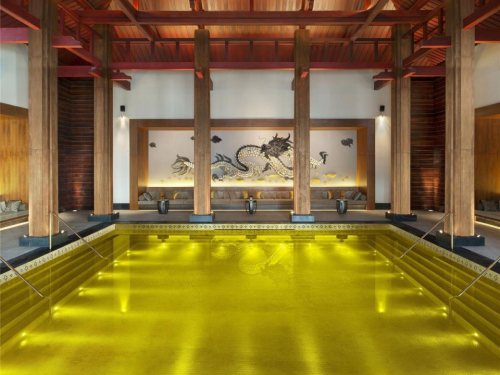blazepress:  25 Incredible Swimming Pools from All around the World