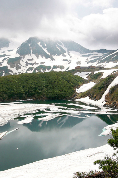 4nimalparty:  Tateyama Kurobe Landscape - 27 (by Kabacchi) 