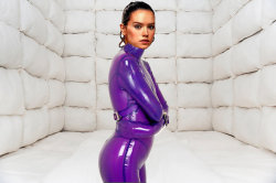 celebsinlatex:  Daisy in a latex straight jacket