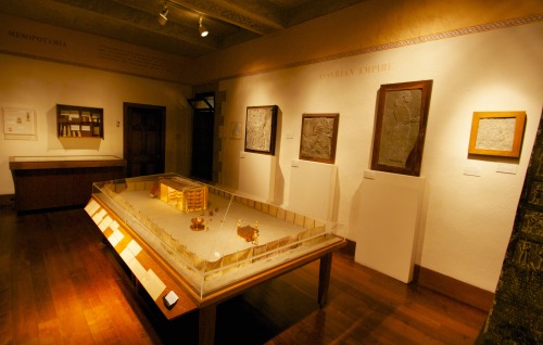 Glencairn&rsquo;s Ancient Near East Gallery features cuneiform tablets; cylinder seals with imag