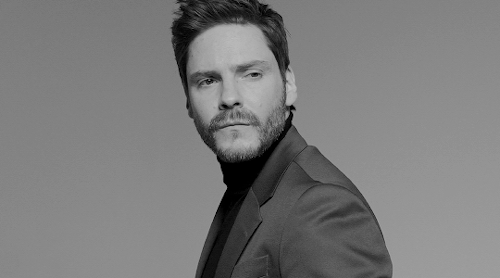Daniel Brhl Masterlist