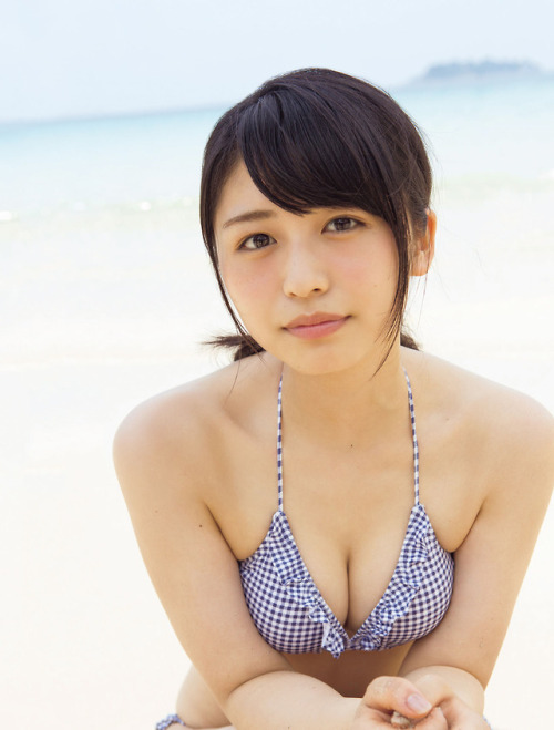 46pic: Neru Nagahama - FRIDAY