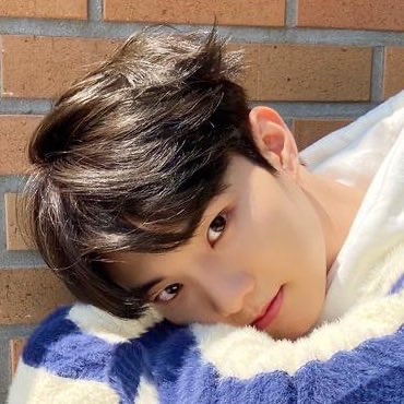 () HE.... Is.... My Favorite Boy !!!!!!!
