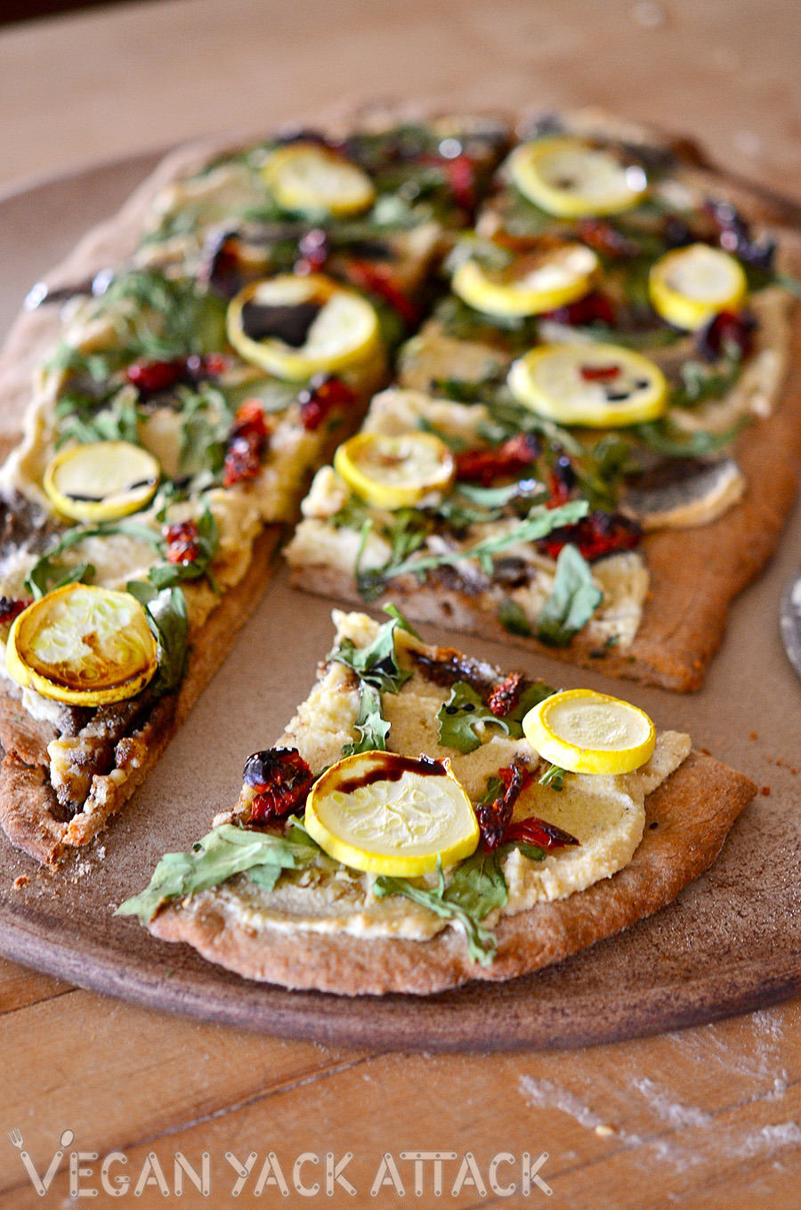 yackattack:  HAPPY VEGAN PIZZA DAY, EVERYONE! Because I love you, A LOT, I’ve made