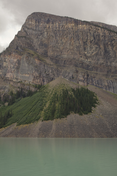 dalerothenberg:fairview mountain, at lake louise and the plain of six glaciers. everything converges
