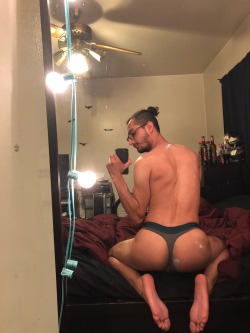 sluttydrunk:Thong selfie evolution 